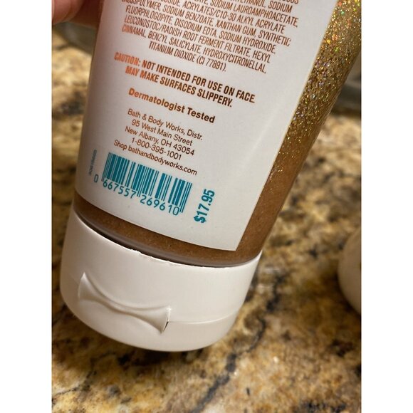 “Bath & Body Works “At the Beach” Body Scrub & Lotion-NEW - Picture 4 of 8